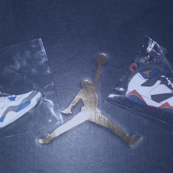 Keychains - Picture 3 of 8